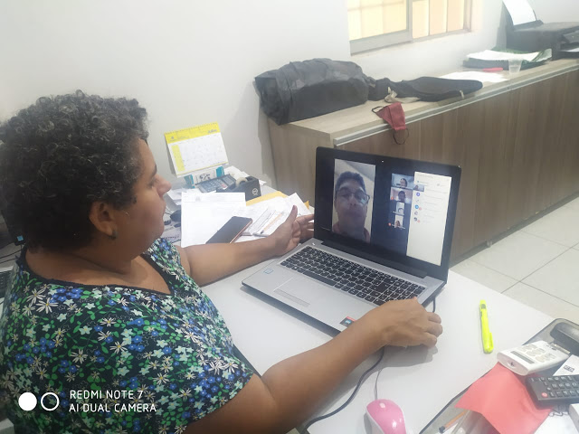 SINTERPUM E SEMED FAZEM REUNIÃO SOBRE A EDUCAÇÃO A DISTÂNCIA EM TEMPOS DE PANDEMIA